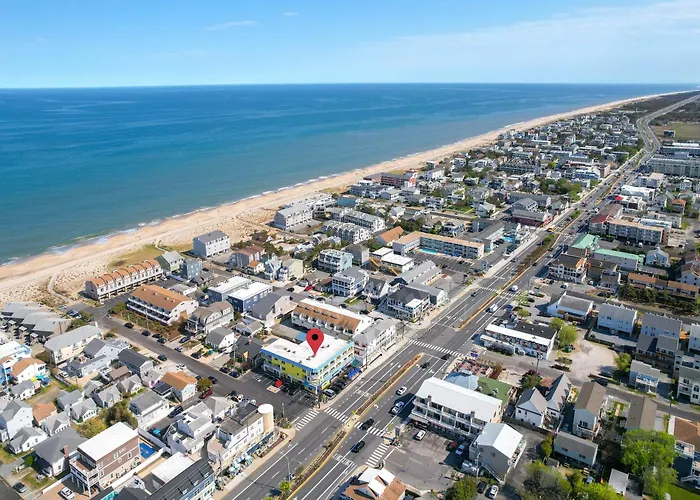 Coastal 1 Bed Sleeps 4 With Private Balcony